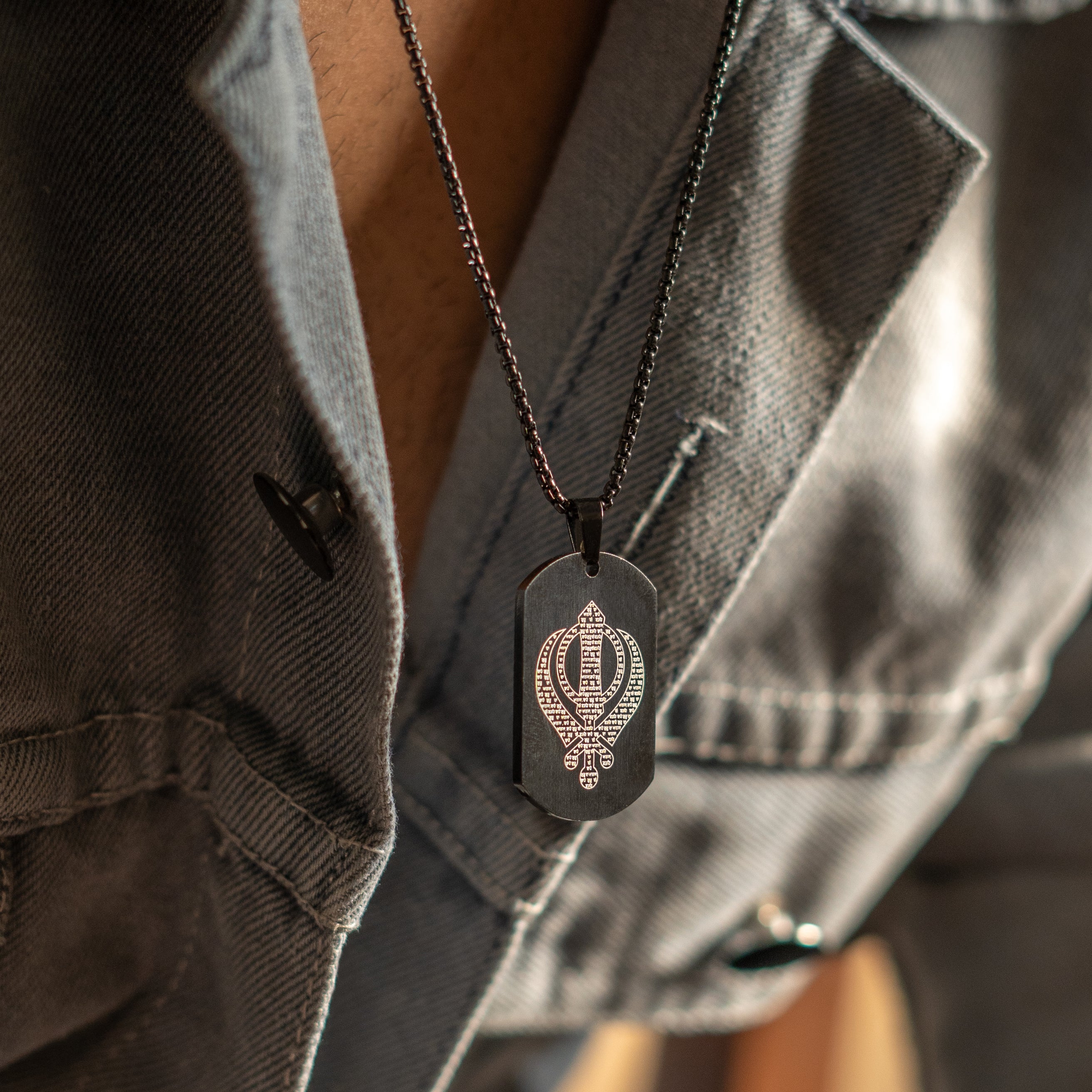 Khanda MicroCarved Tag Necklace Black