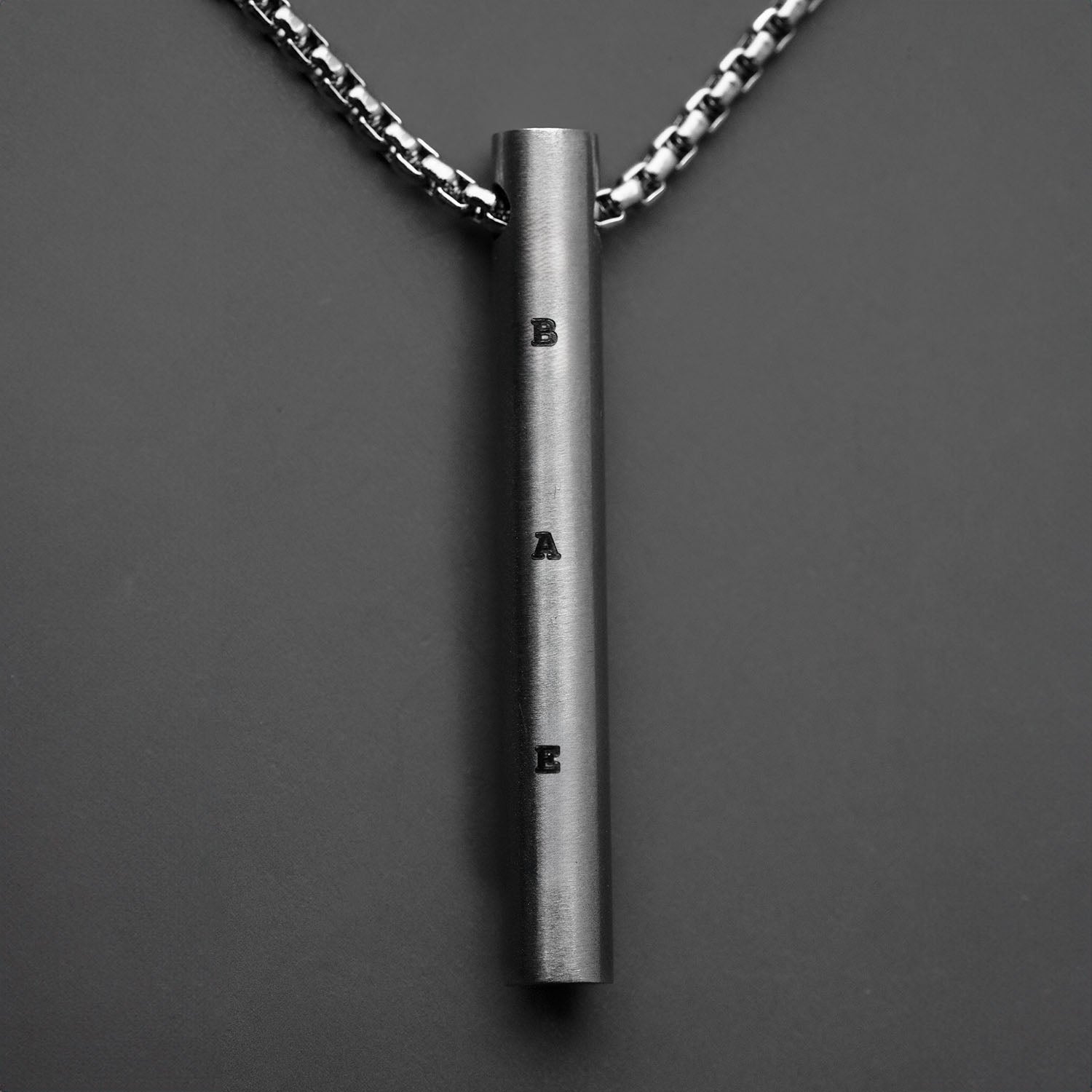 BAE Minimal Barrel Necklace Silver