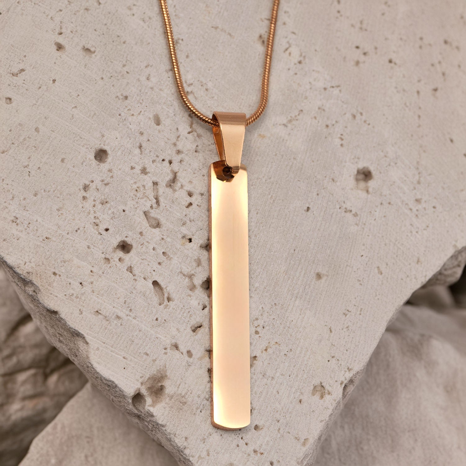 Slim Tag Necklace Rose Gold