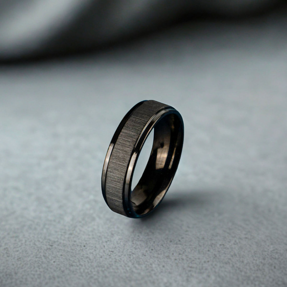 Emberon Band Ring - Mesmerize India