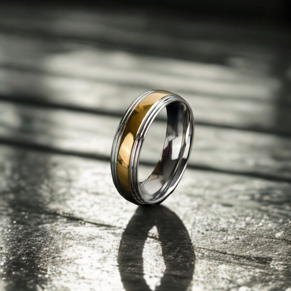 Torque Band Ring Gold